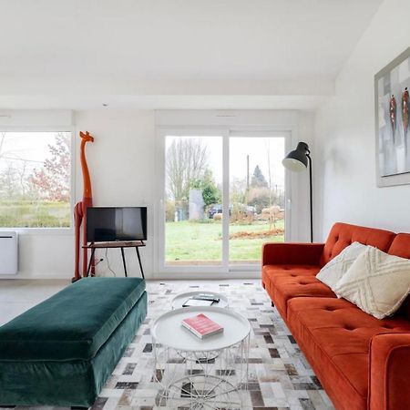Villa entourée de verdure avec parking privé Halluin Extérieur photo
